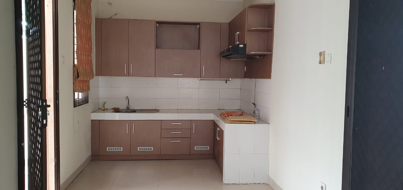 Rumah Disewakan di Cluster Vassa Wood Lippo Cikarang 